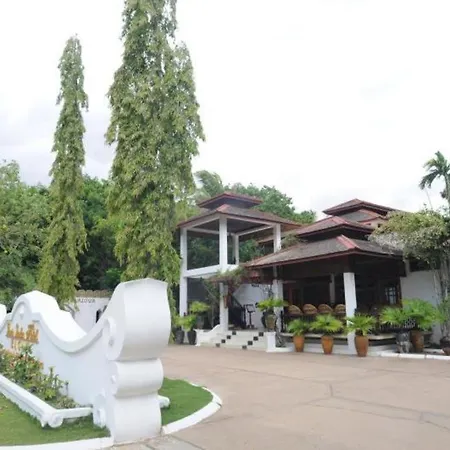 Thazin Garden Hotel-3