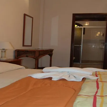 La Alhambra Apart Hotel-3