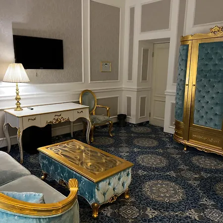 Royal Grand Hotel-3