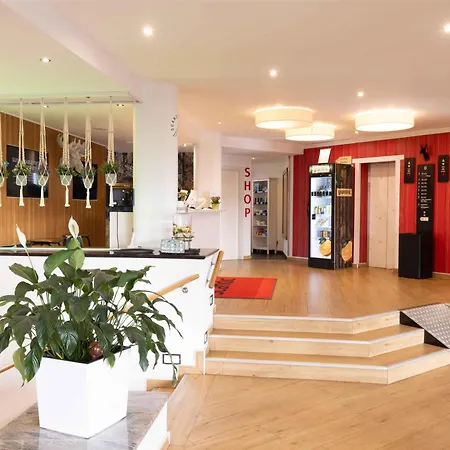 Scandic Berlin Kurfuerstendamm-3
