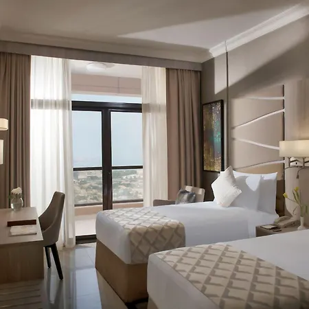 Two Seasons Hotel & Apartments-3