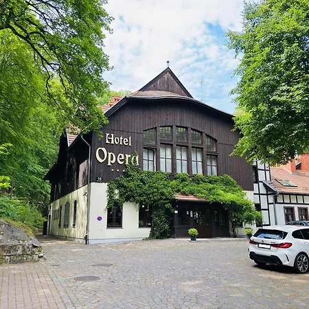 Hotel Opera-2