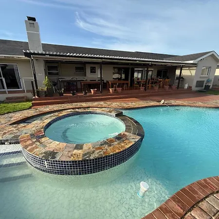 La Maison On 37 Admiralty Way, Summerstrand, Port Elizabeth-2