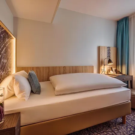 Cityclass Hotel Alter Markt-3