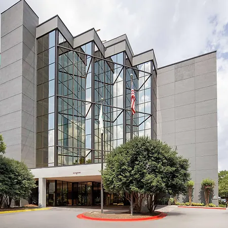 Embassy Suites By Hilton Atlanta Perimeter Center-3