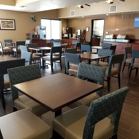 Comfort Inn & Suites Galt - Lodi North-2