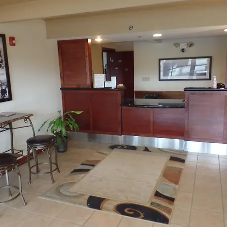 Super 8 By Wyndham Beaver Falls-2