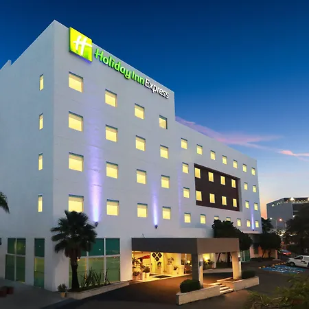 Holiday Inn Express Guadalajara Iteso By Ihg-2
