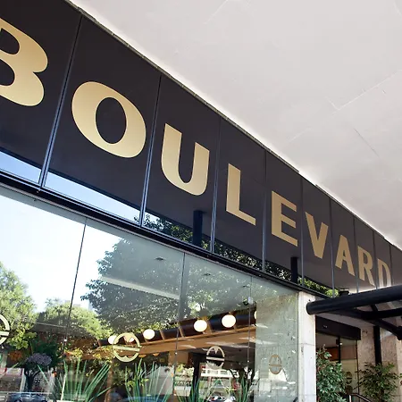 Boulevard Plaza-2