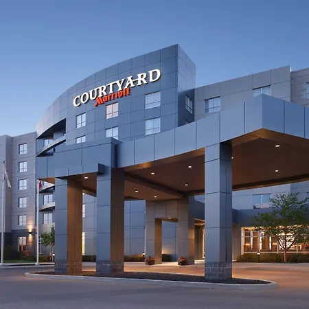 Courtyard By Marriott Calgary Airport-2