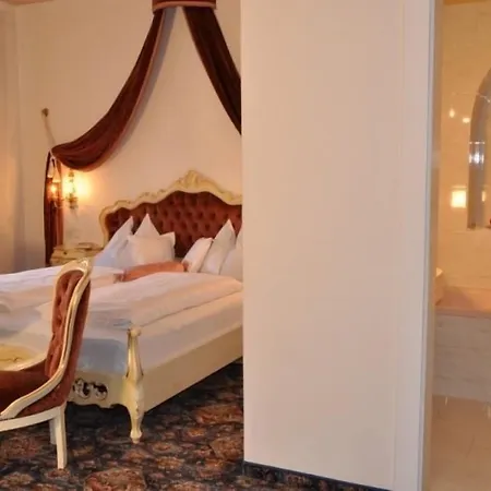Hotel Ansitz Kandelburg-3
