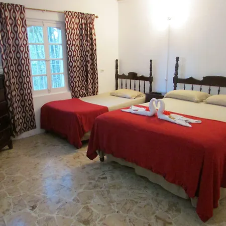 Ocean Wave Villa, Negril-3