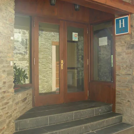 Hotel Cal Martri-3