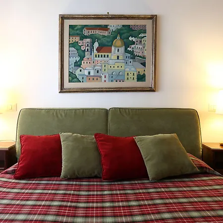Houspitality Caesar Bed & Breakfast-2