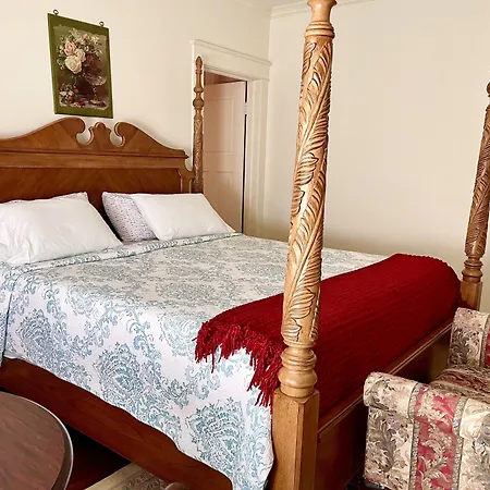 Greenwood Bed & Breakfast-2