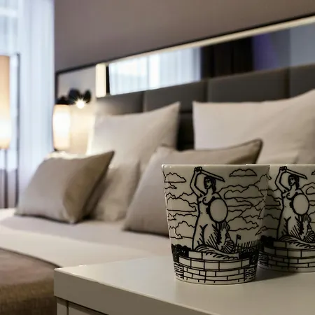 Leonardo Royal Hotel Warsaw-3