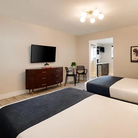 Waterside Hotel And Suites-2