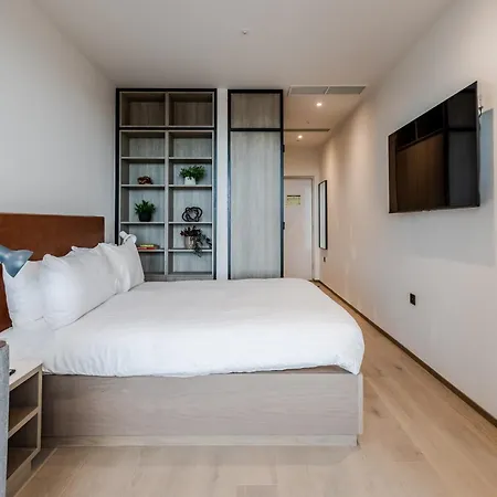 The Space To Stay Aparthotel-3