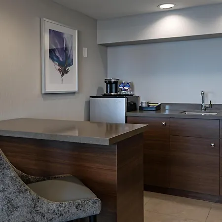 Doubletree By Hilton West Edmonton-3