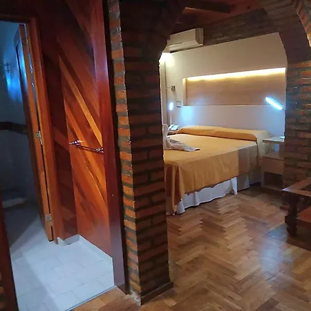 Hotel Domus Auditorium Suites-3