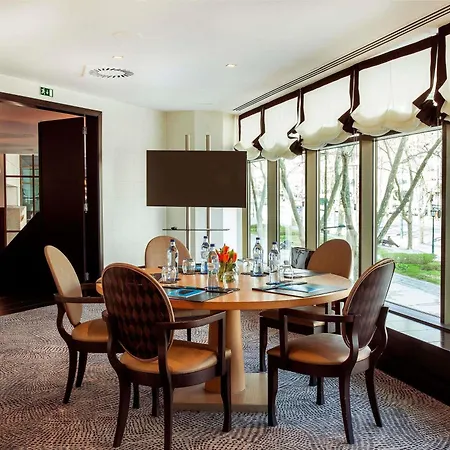 Sofitel Lisbon Liberdade-3