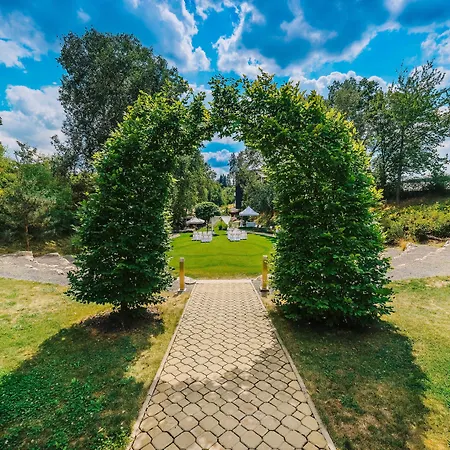 Maximus Resort-2