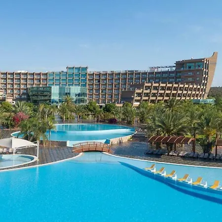 Noah'S Ark Deluxe Hotel & Spa-3