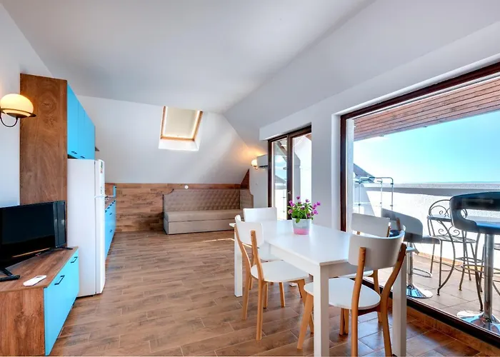 Panorama Blue Family Hotel And Free Parking