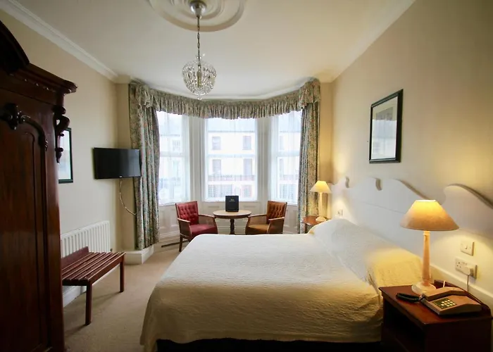 Foyles Hotel