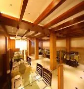 Hotel Crescent Crest Sriperumbudur