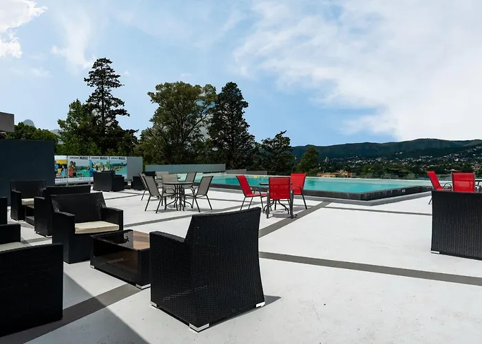 Domus Lake Resorts