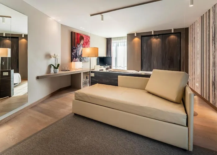 Suites Hotel Astor