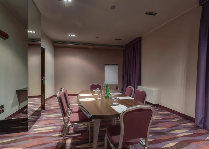 Quality Hotel Green Palace