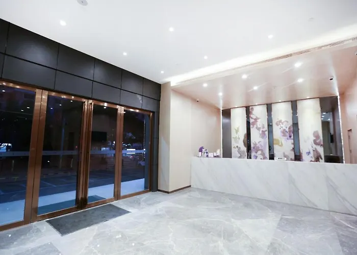 Lavande Hotel