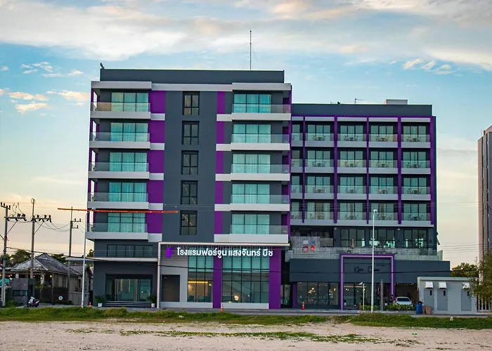 Fortune Saeng Chan Beach Hotel Rayong - SHA Plus