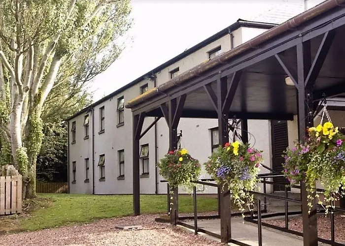 Premier Inn Dundee West