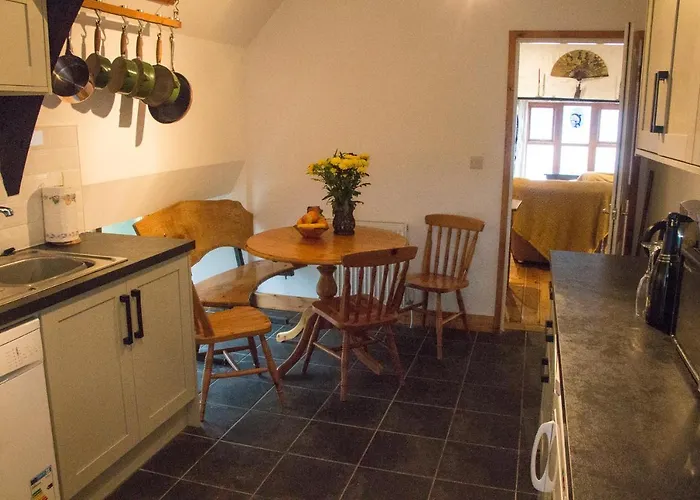 James John Hamilton House And Backpacker Hostel