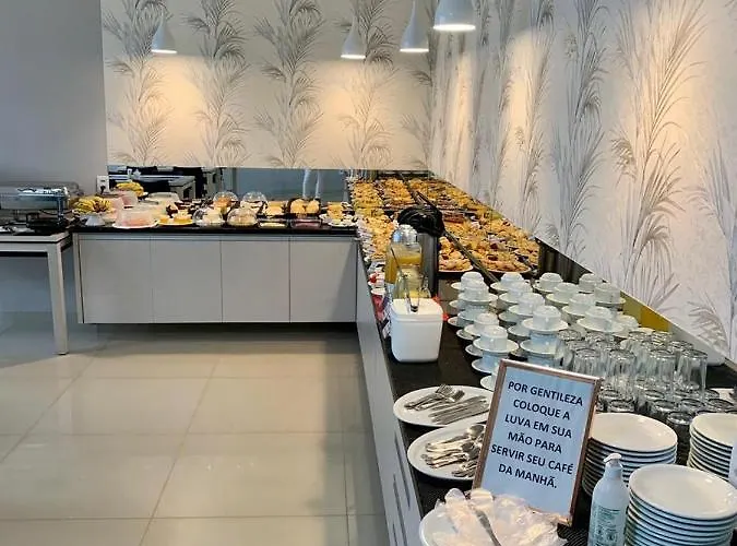 Hotel e Locadora Vizon