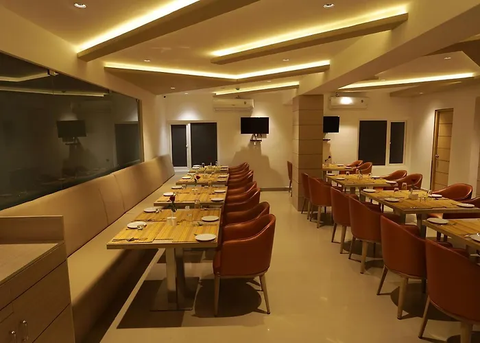 Iswarya Residency