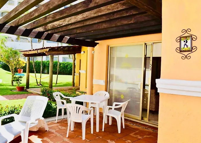 Villa Para 8P 6A 2M Dentro Del Hotel A Un Costado Del Krystal Ixtapa Cuenta Con Playa Y Wifi (Adults Only)
