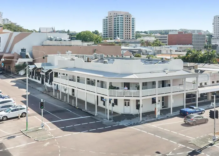Newmarket Hotel