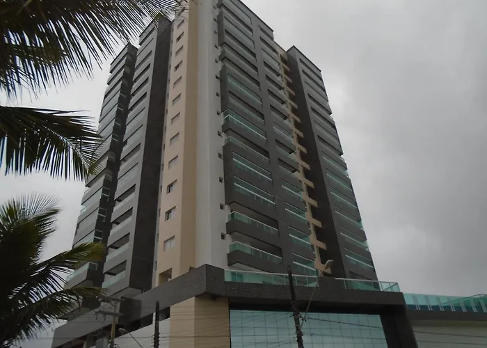 Apartamento em Mongaguá, Frente ao Mar