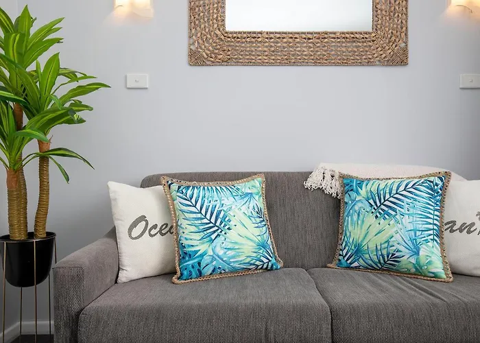 Glenelg Oasis Studios