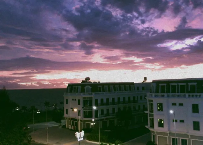 Stay Hostel 2 - 350M From The Ferry