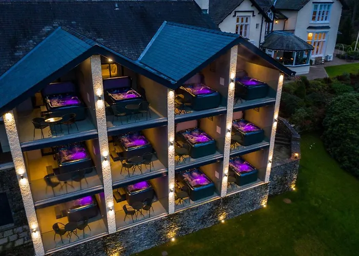 Lakes Hotel & Spa