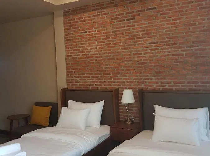 Mon-Dee Minihotel