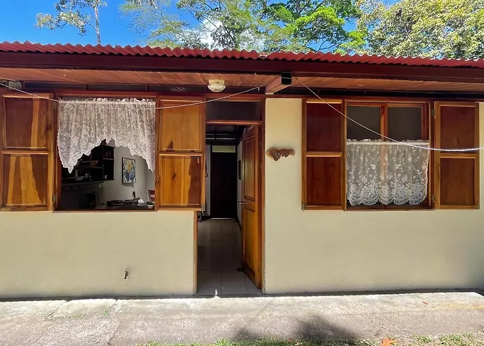 Finca Isla Rainforest Retreat