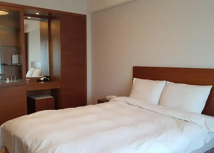 Gyungpo Beach Hotel