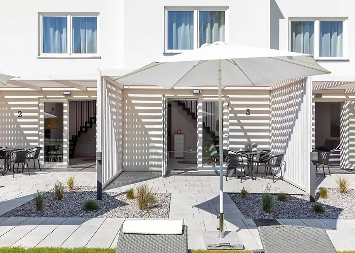 Bianco House Apartments