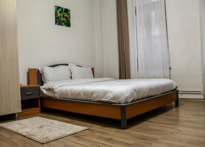 Happy Accomodation